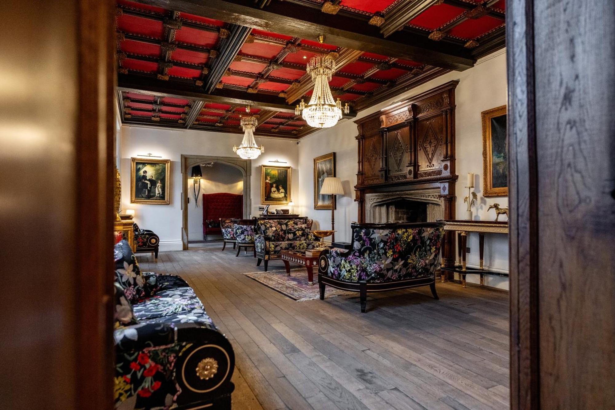 Weston Manor Hotel Zewnętrze zdjęcie