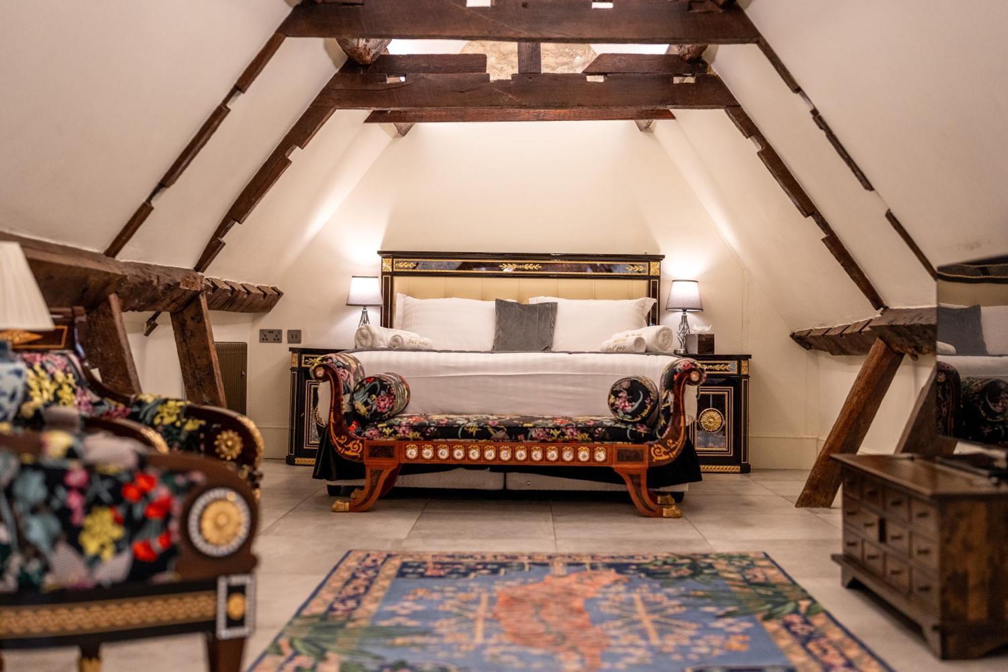 Weston Manor Hotel Zewnętrze zdjęcie